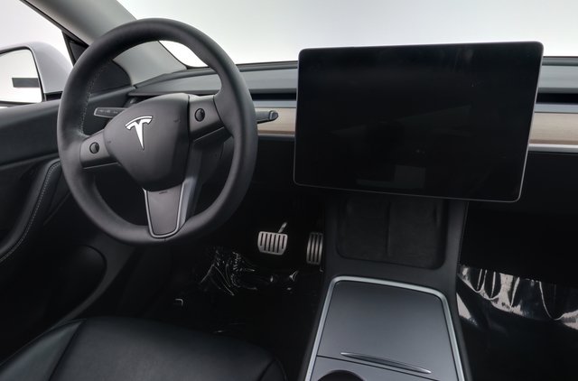 2022 Tesla Model Y — photo 20 of 25