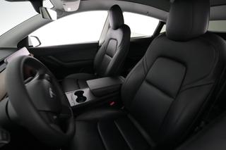 2022 Tesla Model Y — photo 3 of 25