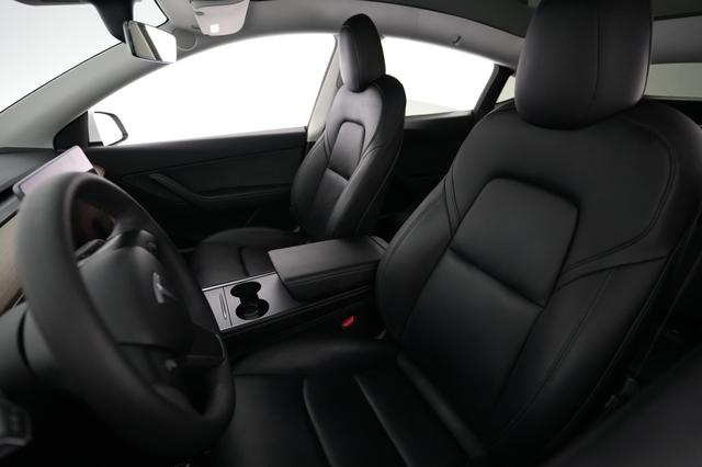 2022 Tesla Model Y — photo 3 of 25