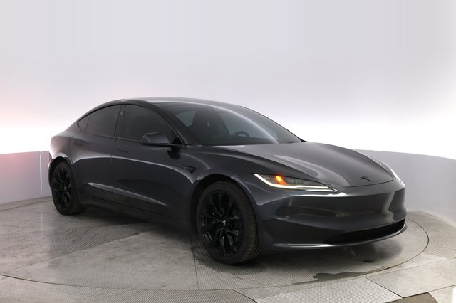 2024 Tesla Model 3 — photo 10 of 22