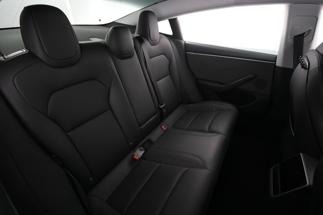 2024 Tesla Model 3 — photo 4 of 22