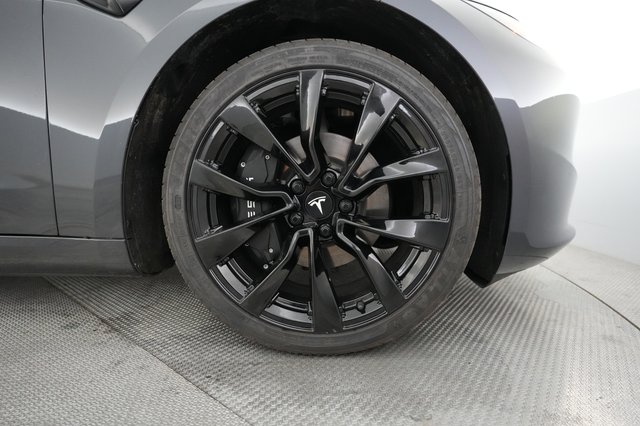 2024 Tesla Model 3 — photo 16 of 22