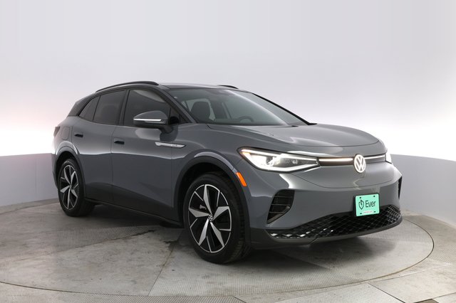 2023 Volkswagen ID.4 — photo 10 of 20