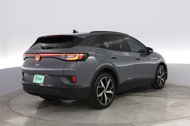 2023 Volkswagen ID.4 — photo 2 of 20