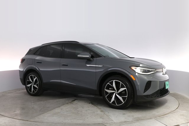 2023 Volkswagen ID.4 — photo 11 of 20