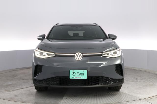 2023 Volkswagen ID.4 — photo 9 of 20