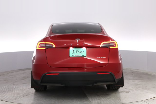 2023 Tesla Model Y — photo 12 of 21