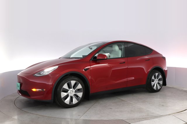 2023 Tesla Model Y — photo 14 of 21