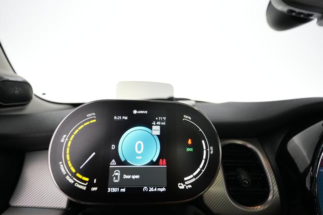 2024 MINI Cooper SE — photo 5 of 26