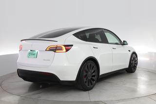 2023 Tesla Model Y — photo 2 of 21