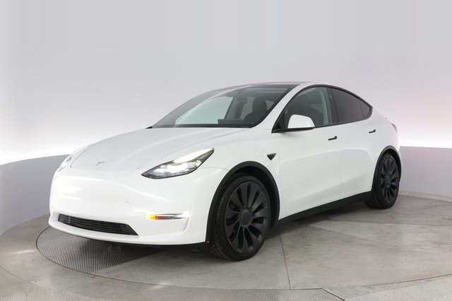 2023 Tesla Model Y — VIN 7SAYGDEF5PF812279