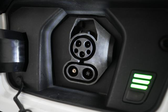 2024 Kia Niro EV — photo 8 of 23