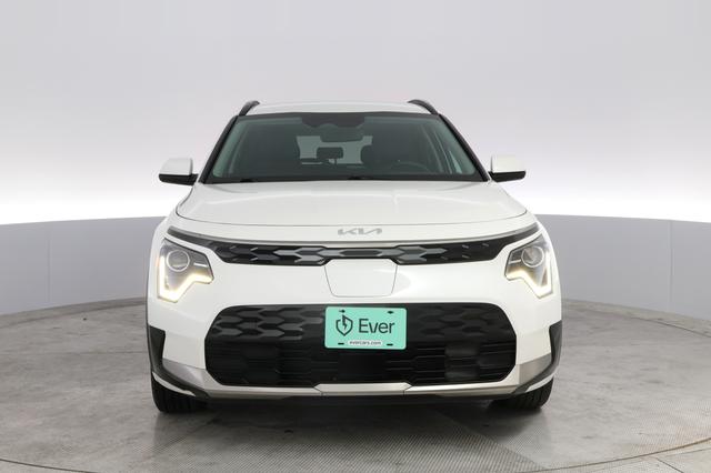2024 Kia Niro EV — photo 9 of 23