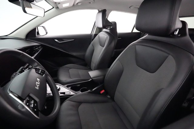 2024 Kia Niro EV — photo 3 of 23