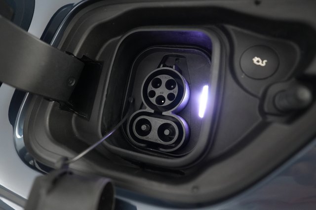 2022 Polestar 2 — photo 8 of 21