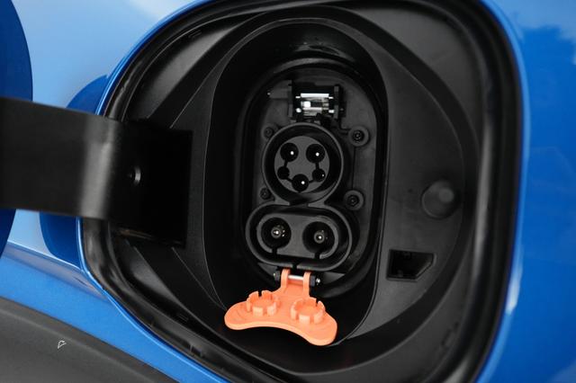 2022 Chevrolet Bolt EUV — photo 8 of 21