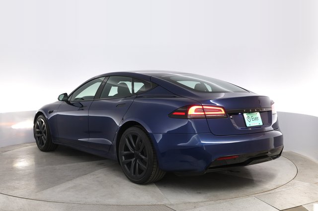 2023 Tesla Model S — photo 13 of 21