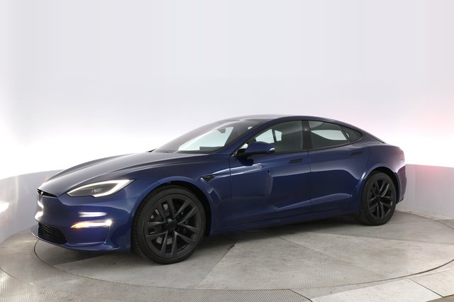 2023 Tesla Model S — photo 14 of 21