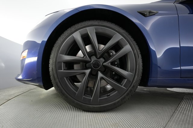 2023 Tesla Model S — photo 15 of 21