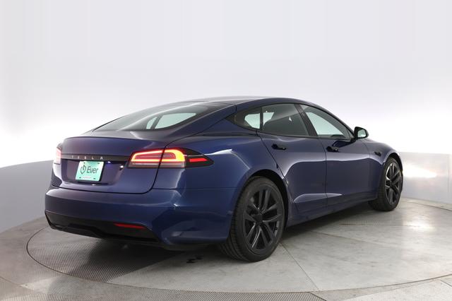 2023 Tesla Model S — photo 2 of 21