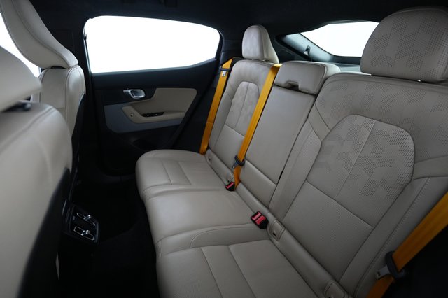 2022 Polestar 2 — photo 18 of 20