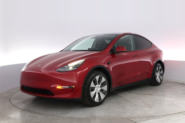 2023 Tesla Model Y — VIN 7SAYGAEE4PF754218