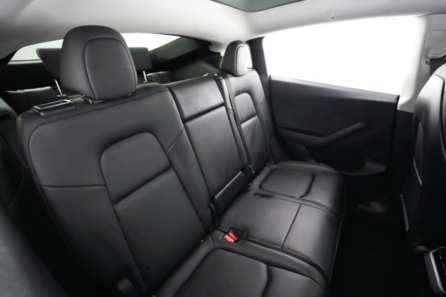 2023 Tesla Model Y — photo 4 of 24