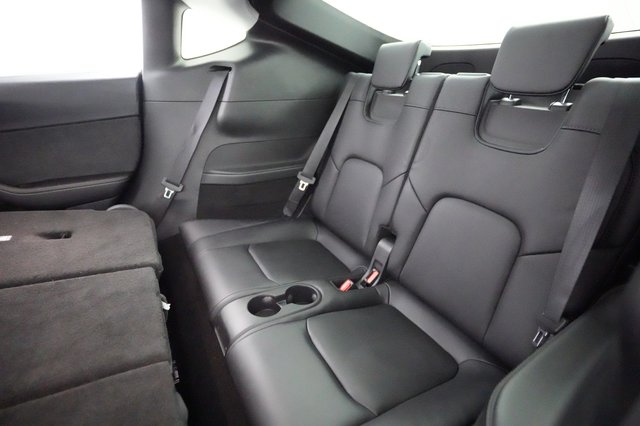 2023 Tesla Model Y — photo 20 of 24