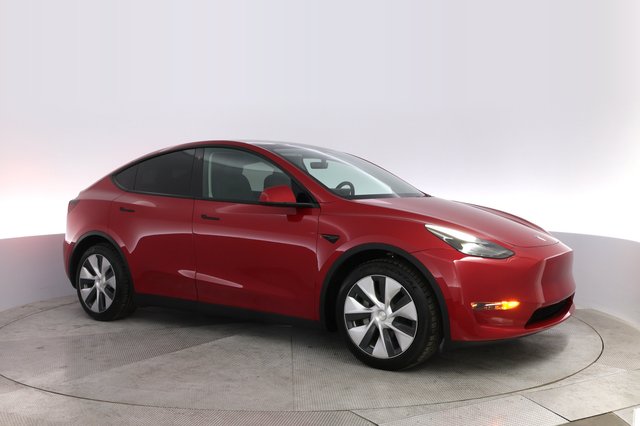 2023 Tesla Model Y — photo 11 of 24