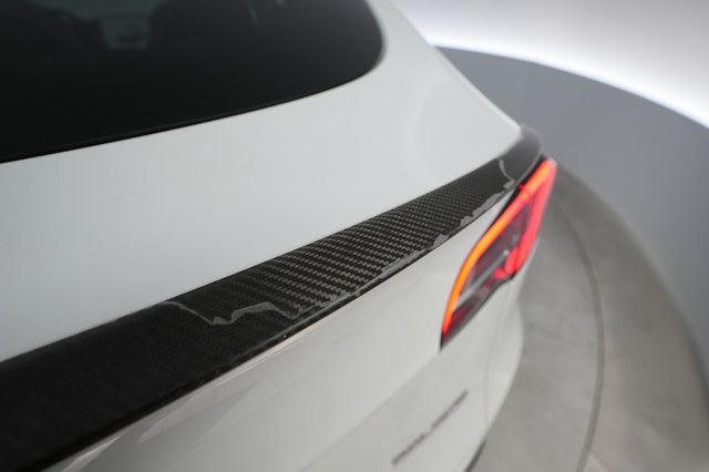 2022 Tesla Model Y — photo 22 of 24