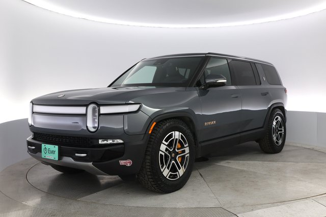 2022 Rivian R1S — VIN 7PDSGABL8NN001708