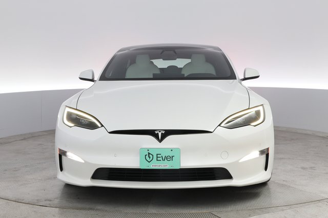 2022 Tesla Model S — photo 9 of 24