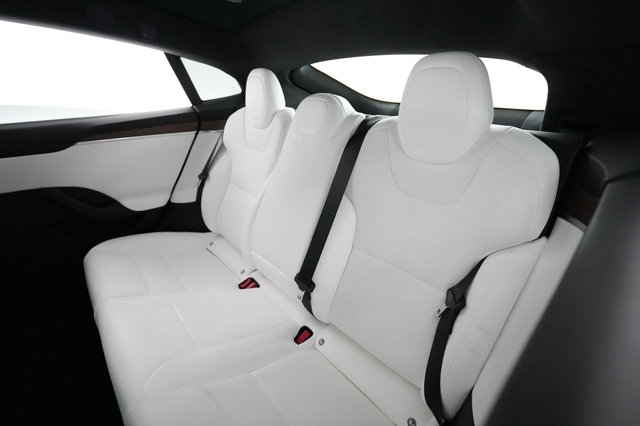 2022 Tesla Model S