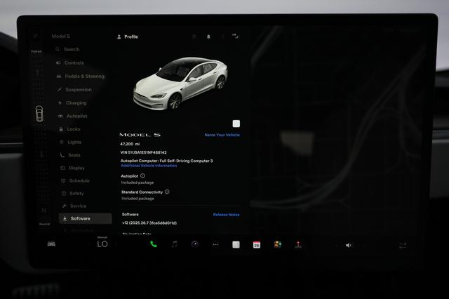 2022 Tesla Model S — photo 5 of 24