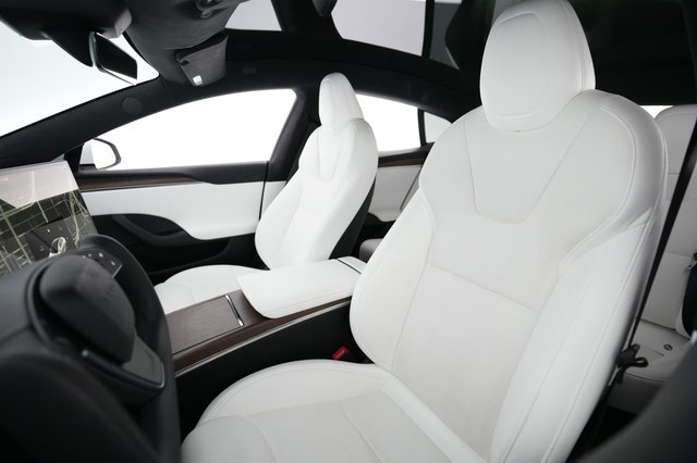 2022 Tesla Model S — photo 3 of 24