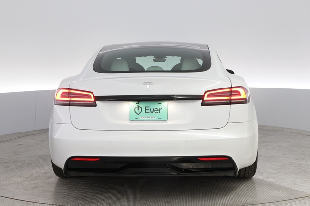 2022 Tesla Model S