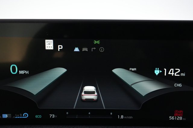2022 Kia EV6 — photo 5 of 20