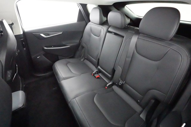 2022 Kia EV6 — photo 17 of 20