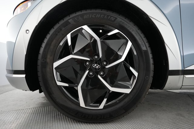 2024 Hyundai IONIQ 5 — photo 15 of 22