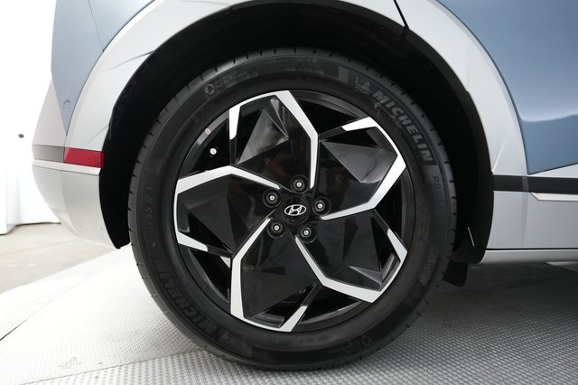 2024 Hyundai IONIQ 5 — photo 17 of 22