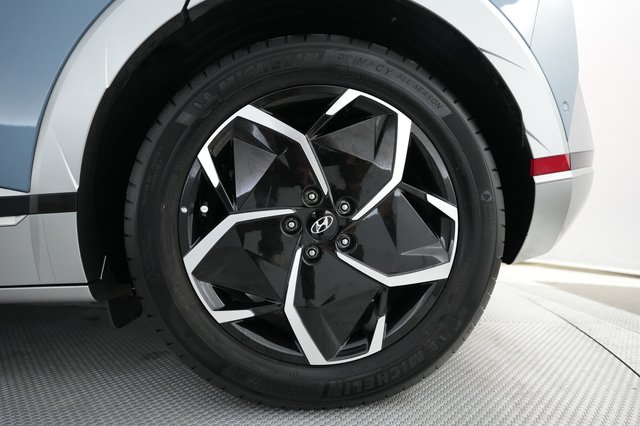 2024 Hyundai IONIQ 5 — photo 16 of 22
