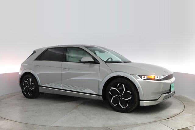 2024 Hyundai IONIQ 5 — photo 11 of 22