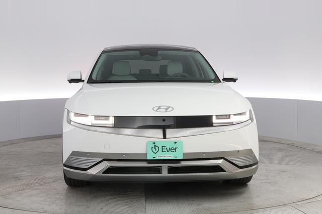 2023 Hyundai IONIQ 5 — photo 9 of 27