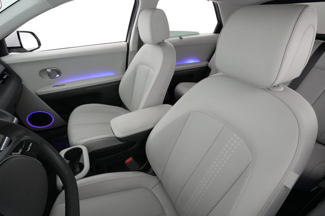 2023 Hyundai IONIQ 5 — photo 3 of 27