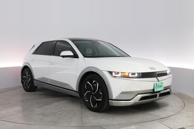 2023 Hyundai IONIQ 5 — photo 10 of 27