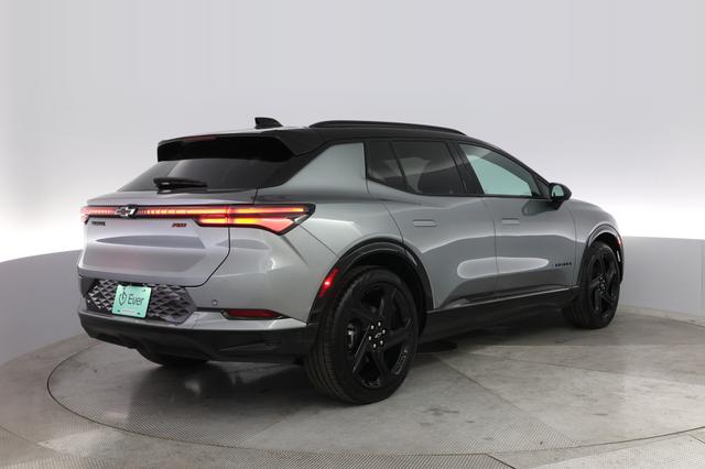 2024 Chevrolet Equinox EV — photo 2 of 21