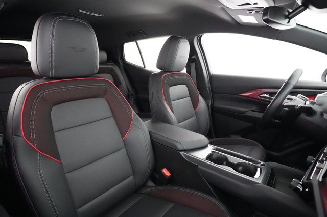 2024 Chevrolet Equinox EV — photo 19 of 21