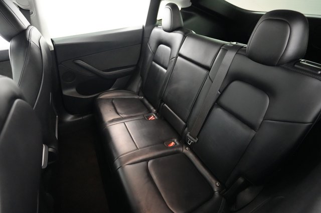 2022 Tesla Model Y — photo 19 of 22
