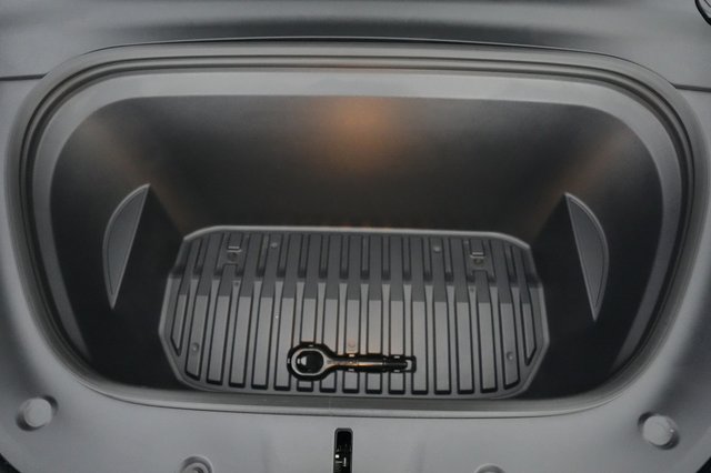 2022 Tesla Model Y — photo 21 of 22