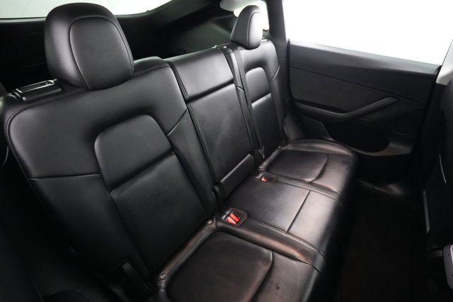 2022 Tesla Model Y — photo 4 of 22